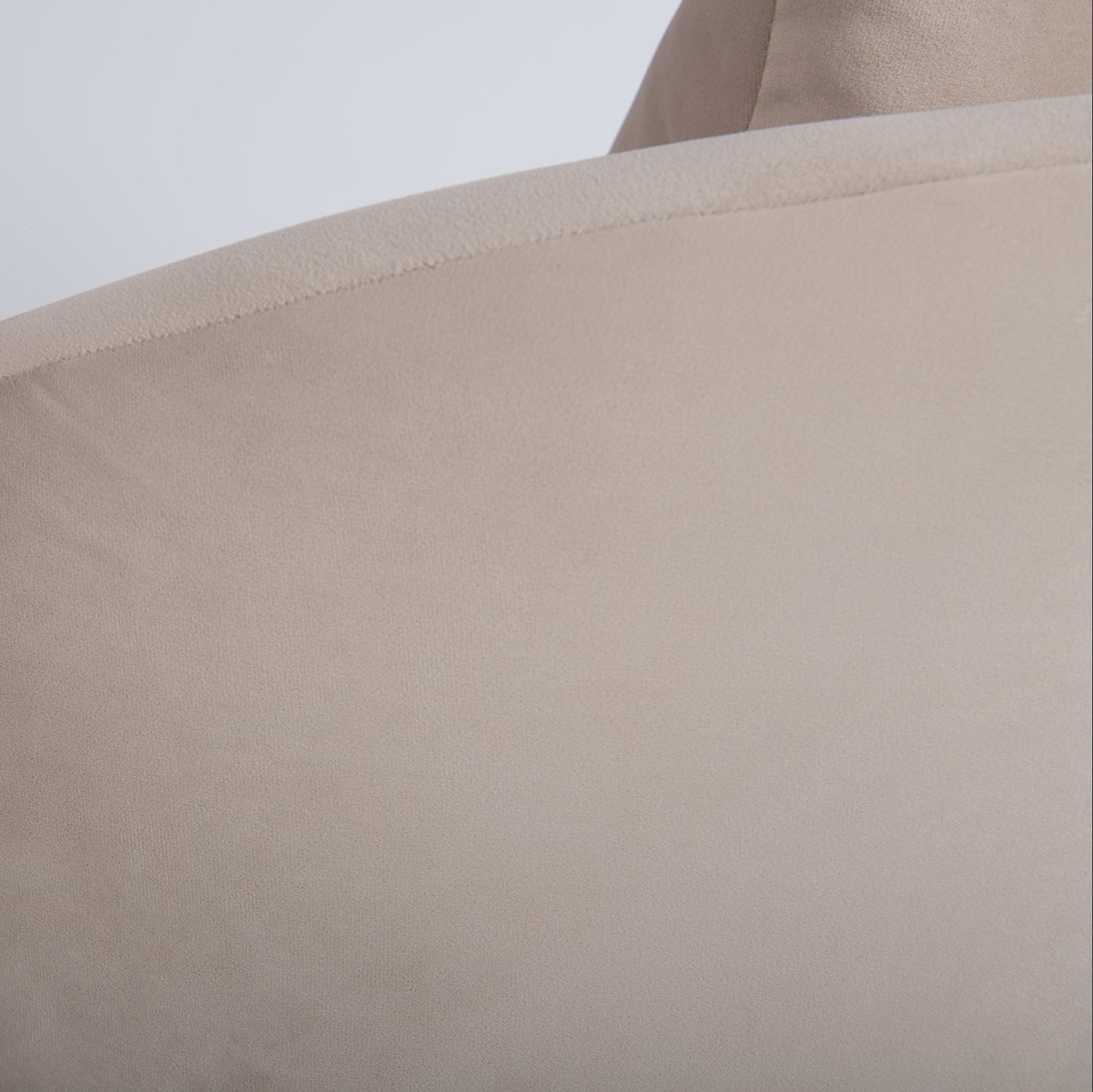 Luna Lounge Chair