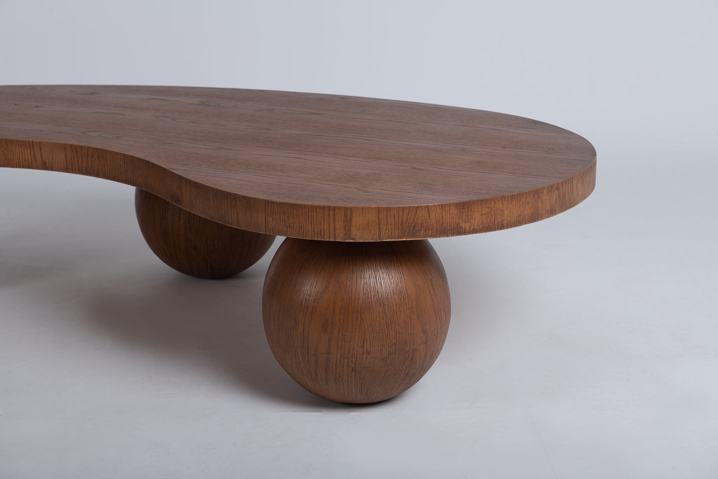 Sphera Table